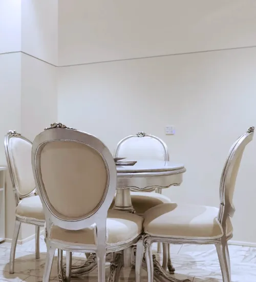 Sala d'attesa accogliente della Casa Funeraria Remondina